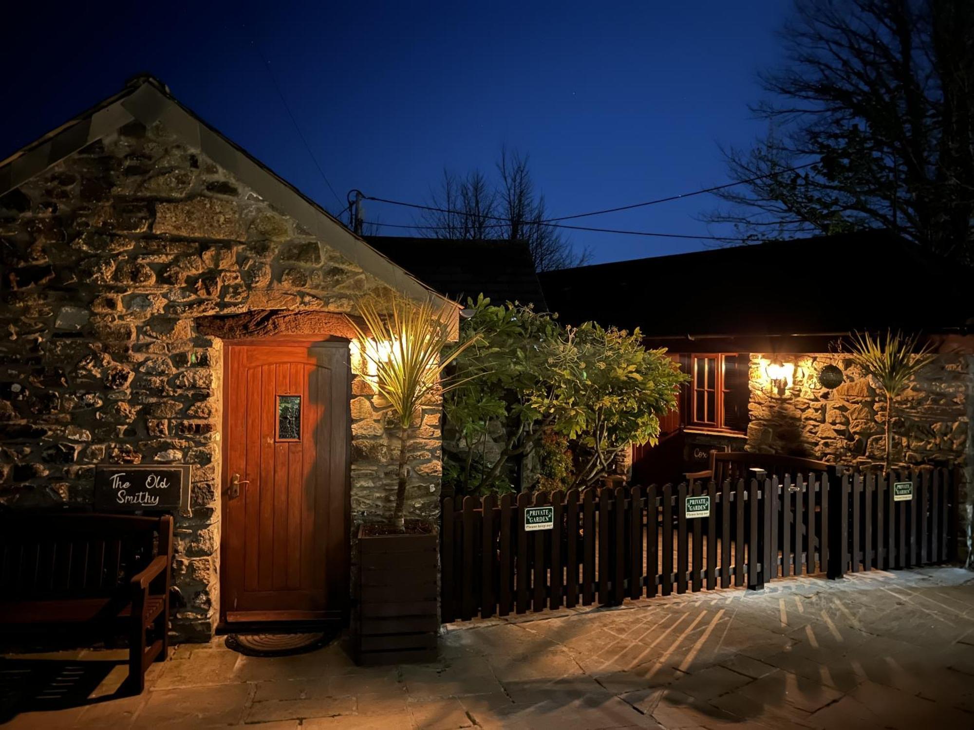 The Mary Tavy Inn Marytavy Exterior photo