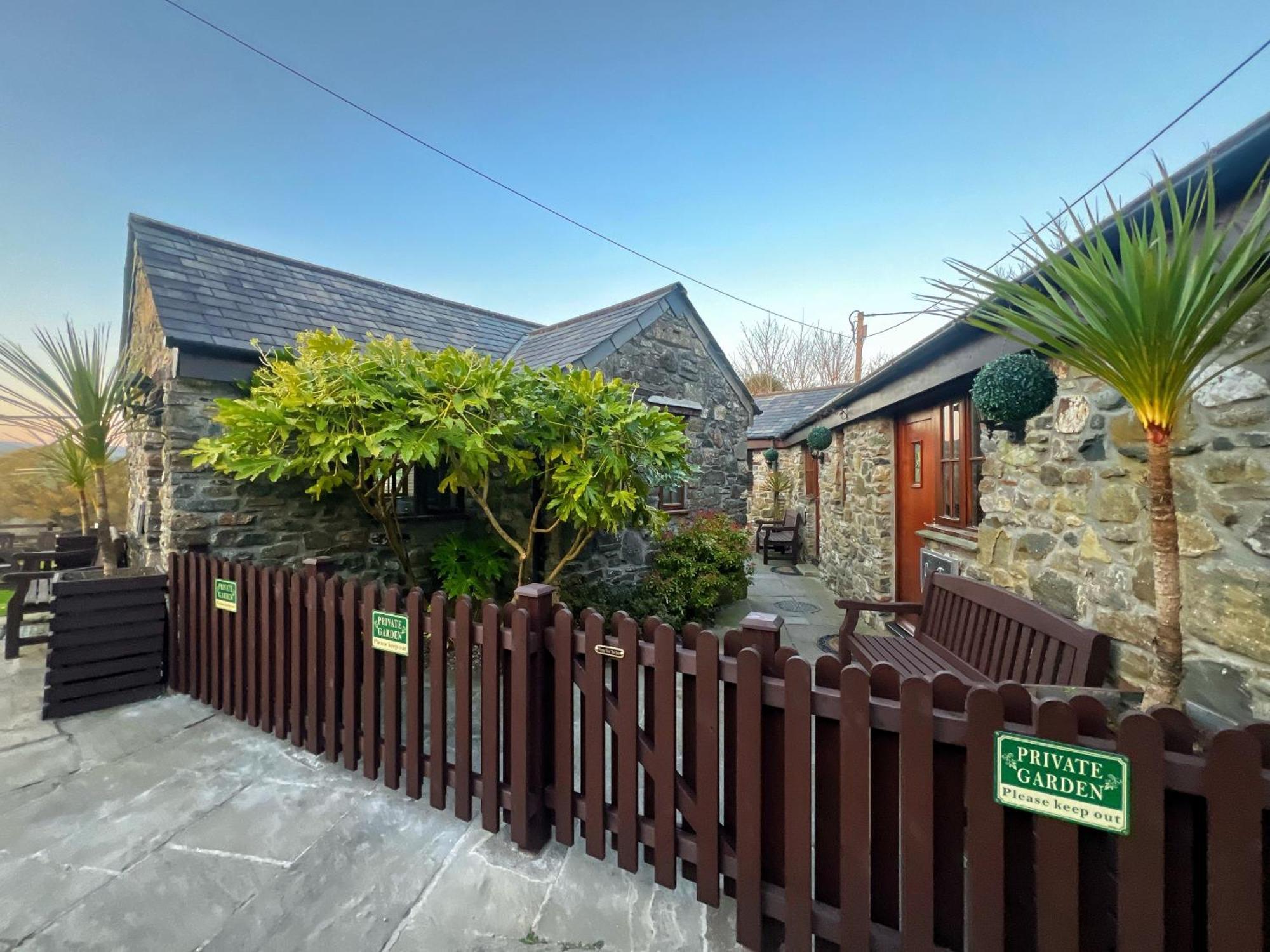 The Mary Tavy Inn Marytavy Exterior photo